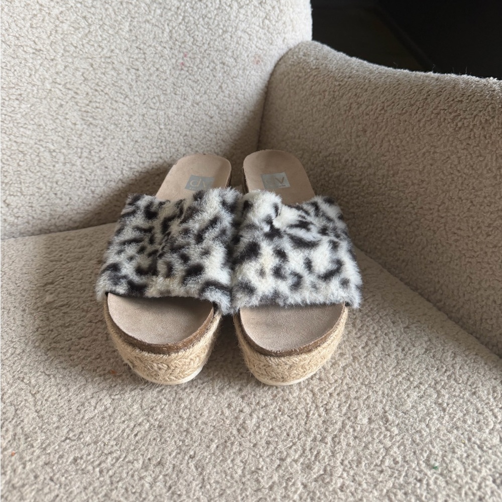 Dolce Vita Animal Print Espadrille Sandals Women’s Size 7!